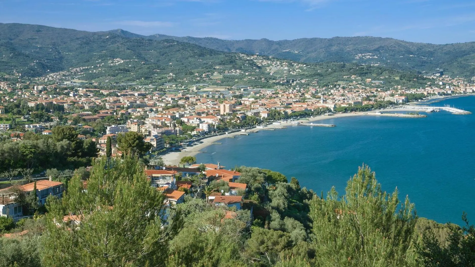 Aldeamento Turístico Oasi Camping Diano Marina Itália